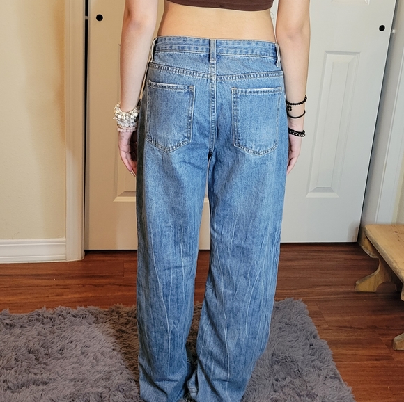 Jeans - Picture 2 of 2